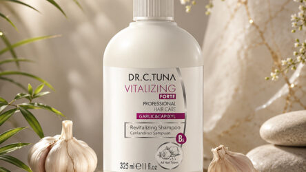 Șampon Revitalizant cu Extract de Usturoi și Capixyl Forte