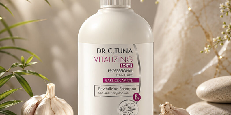 Șampon Revitalizant cu Extract de Usturoi și Capixyl Forte